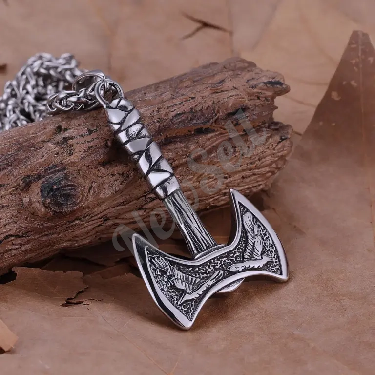 Retro-style Stainless Steel Necklace For Men