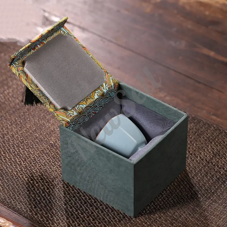 Chinese-style Retro Jewelry Ring And Pendant Storage Box