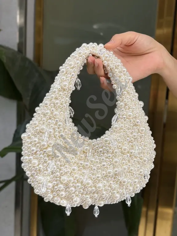 Women's Cute Versatile Casual Pearl Shoulder Bag