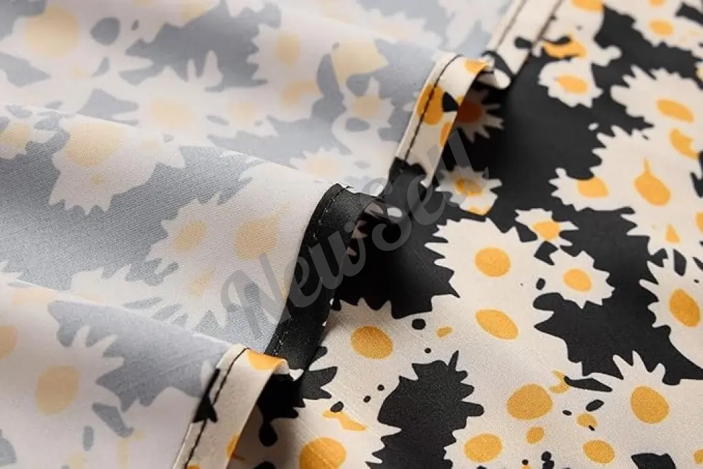 High-waisted Mermaid-style Satin Leopard-print Sheath Skirt