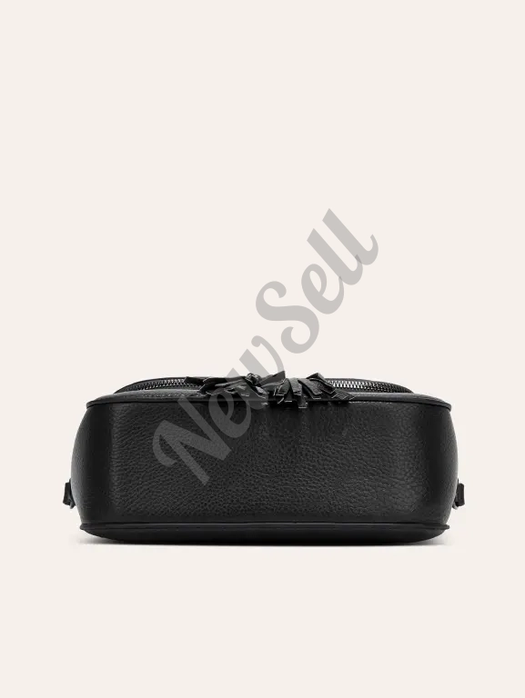 European And American-style Fashionable Flip-top Saddle Bag With Tassels