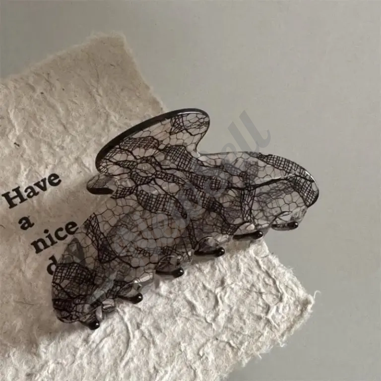 New Elegant Lace Acetate French-Style Retro Shark Clip For Women