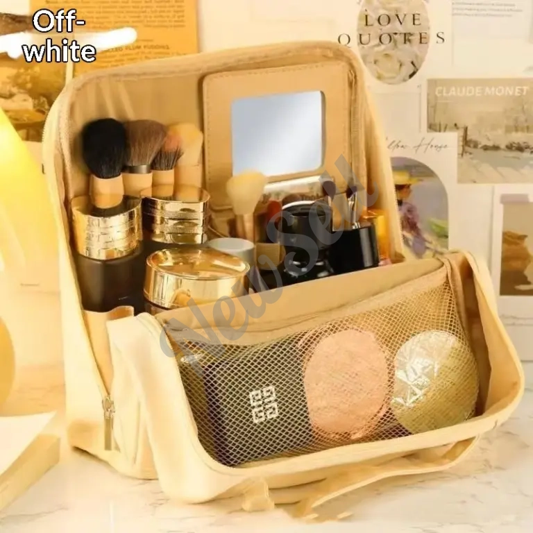 Handheld Partitioned Organizer With A Premium Portable Design