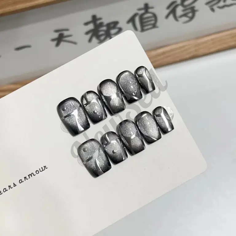 Handmade Wearable Nails High-end Cat-eye Style